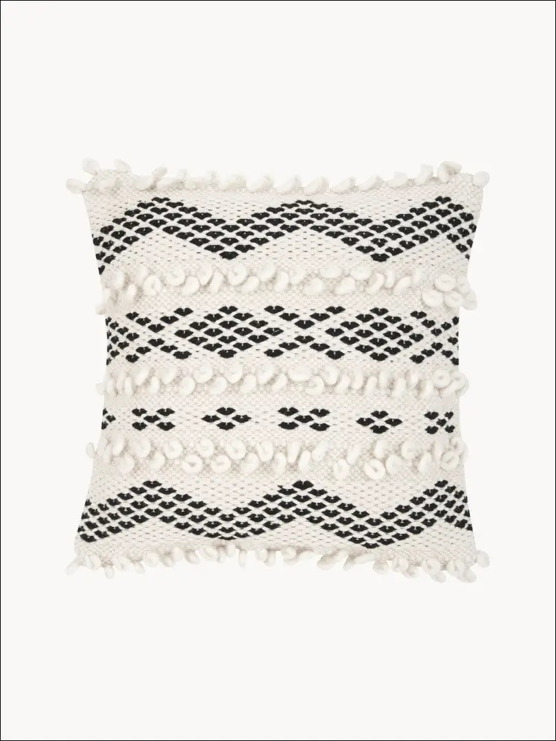 Dekoratyvinė pagalvėlė DI6062 - €16 Save 55% __label:Pristatymas 1-2 d.d., color-juoda, color-kremas, interjeras,