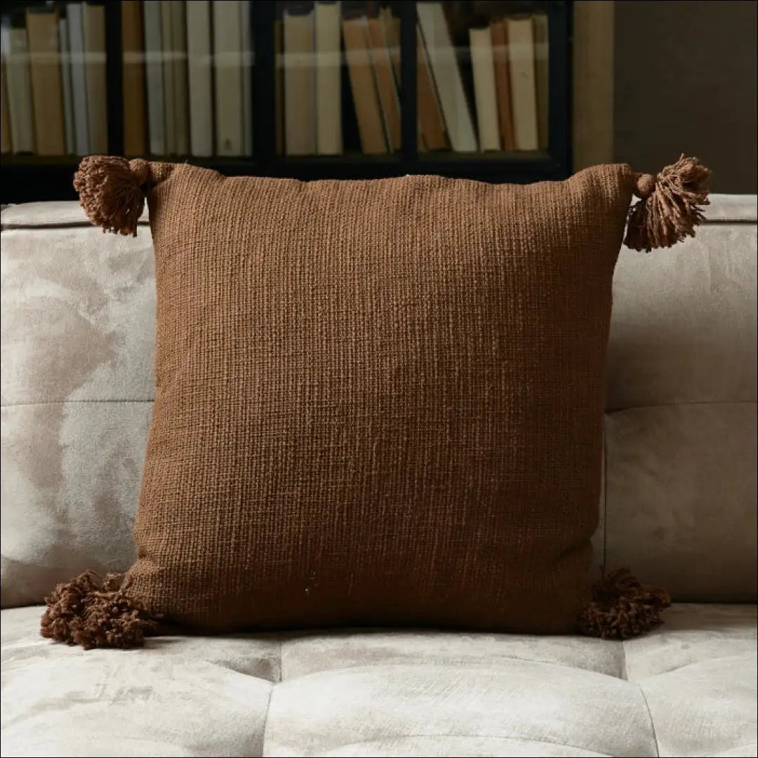 Dekoratyvinė pagalvėlė DI6376 - €20 Save 50% __label:Pristatymas 1-2 d.d., color-ruda, interjeras, material-medvilne,