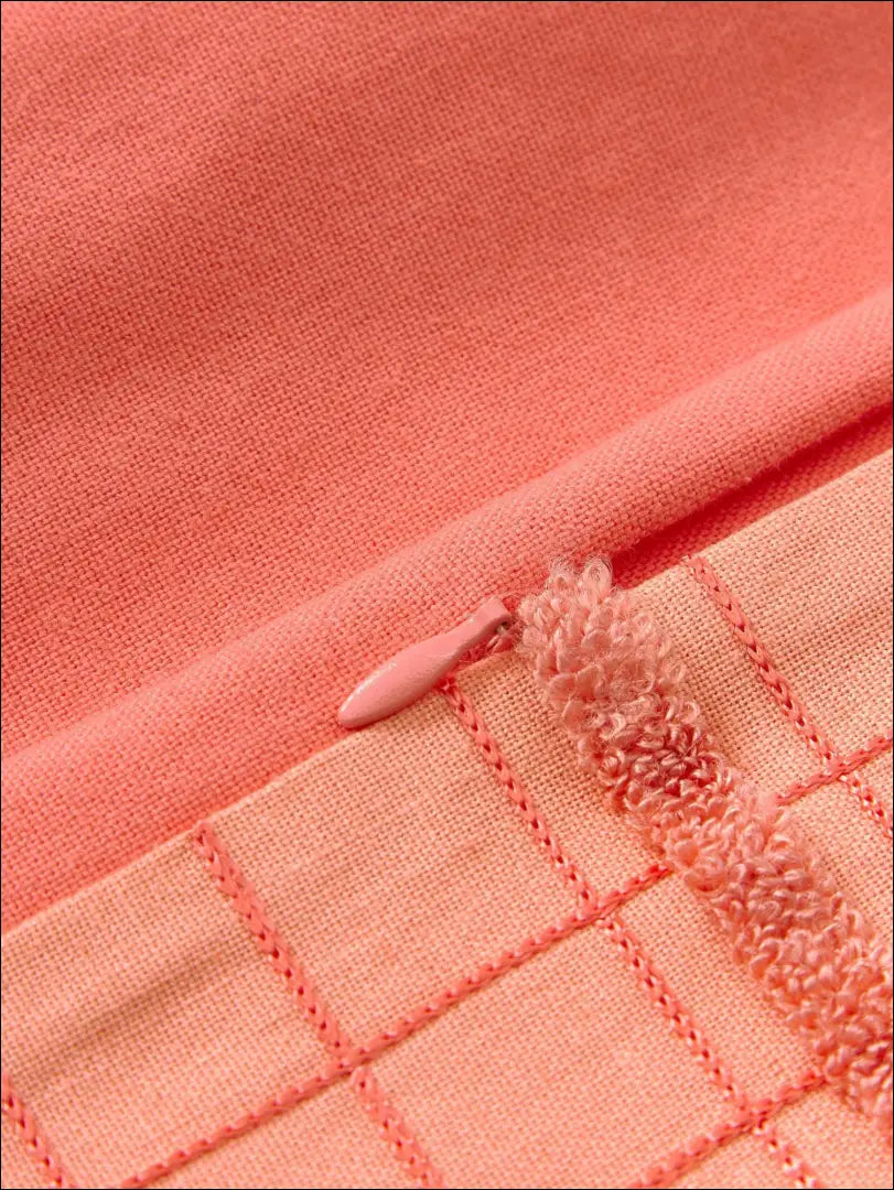 Dekoratyvinė pagalvėlė DI7084 - €14 Save 60% __label:Pristatymas 1-2 d.d., color-oranzine, interjeras,