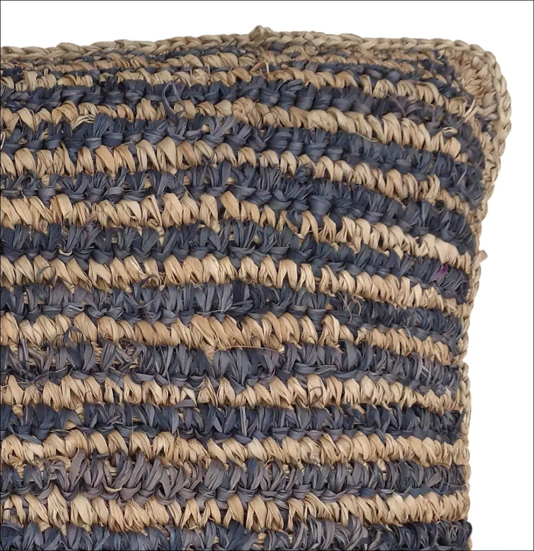 Dekoratyvinė pagalvėlė DI7147 - €56 Save 55% 50-100, __label:Pristatymas 1-2 d.d., color-pilka, color-smelio,