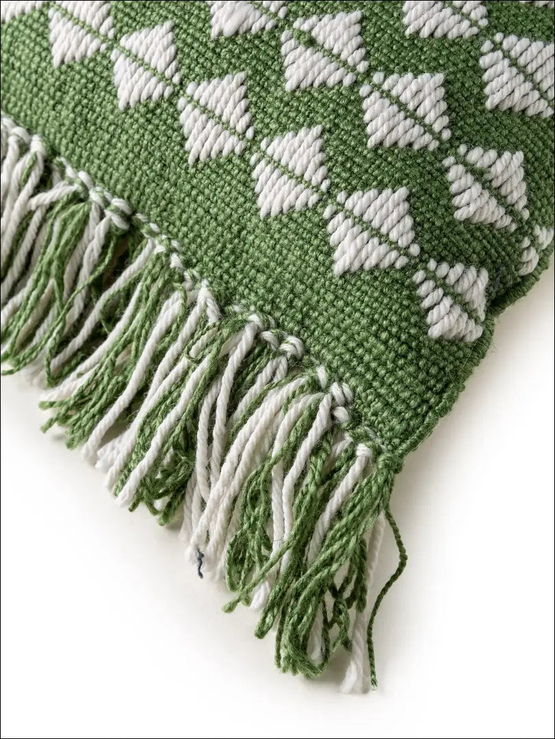 Dekoratyvinė pagalvėlė DI9004 - €20 Save 55% __label:Pristatymas 1-2 d.d., color-balta, color-zalia, interjeras,