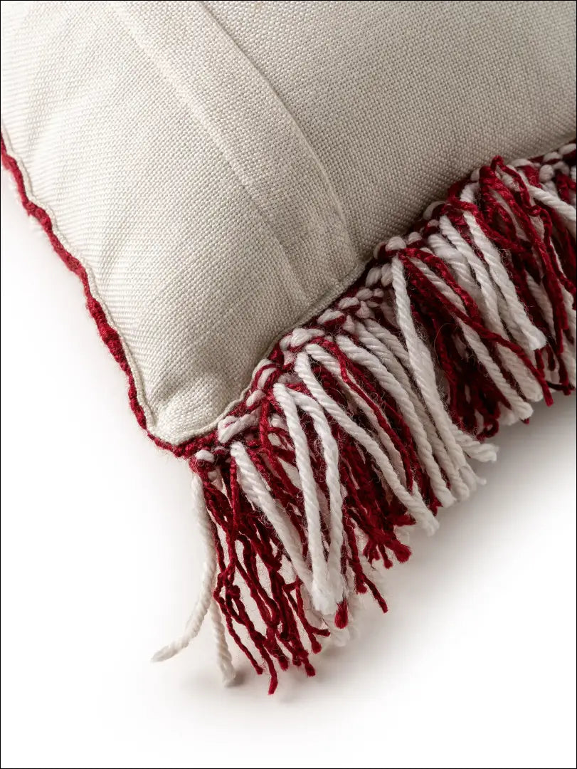 Dekoratyvinė pagalvėlė DI9142 - €20 Save 55% __label:Pristatymas 1-2 d.d., color-balta, color-raudona, interjeras,