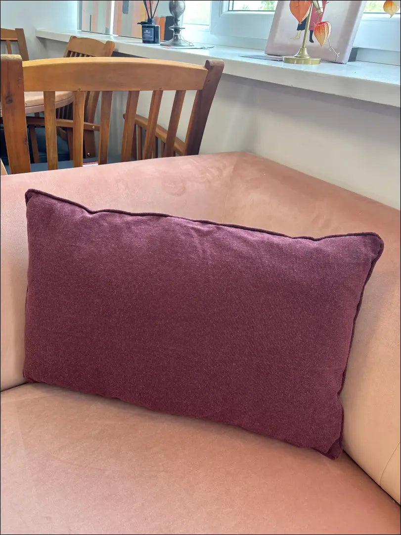 Dekoratyvinė pagalvėlė DI9307 - €7 Save 50% __label:Pristatymas 1-2 d.d., color-raudona, interjeras,