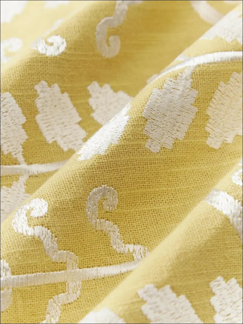 Dekoratyvinė siuvinėta pagalvėlė DI7236 - €16 Save 55% __label:Pristatymas 1-2 d.d., color-geltona, interjeras,