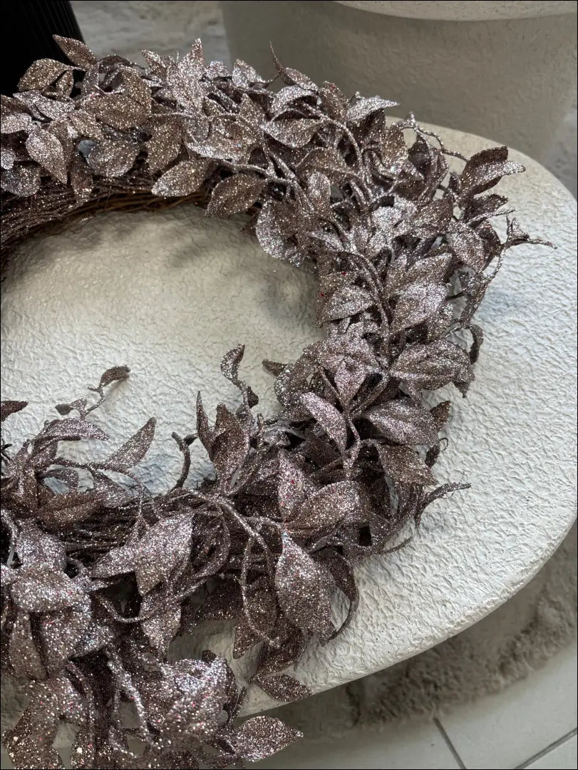 Dekoratyvinis vainikas DI10418 - €34 Save 50% 25-50, __label:Pristatymas 1-2 d.d., color-auksine, color-ruda, kaledos