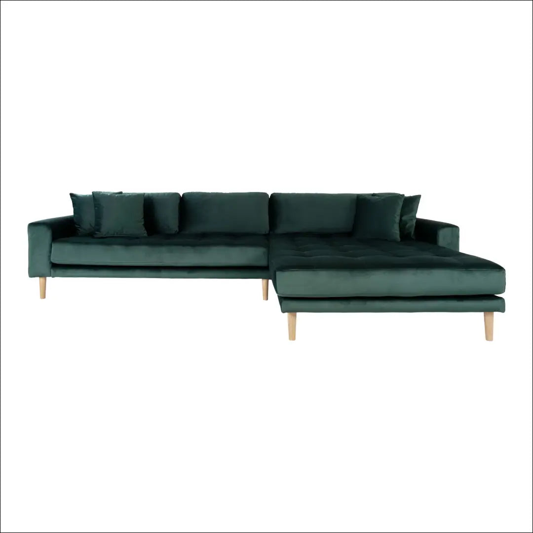 Dešinės pusės poilsio sofa iš tamsiai žalio aksomo su keturiomis pagalvėlėmis ir natūralaus medžio kojelėmis RD146