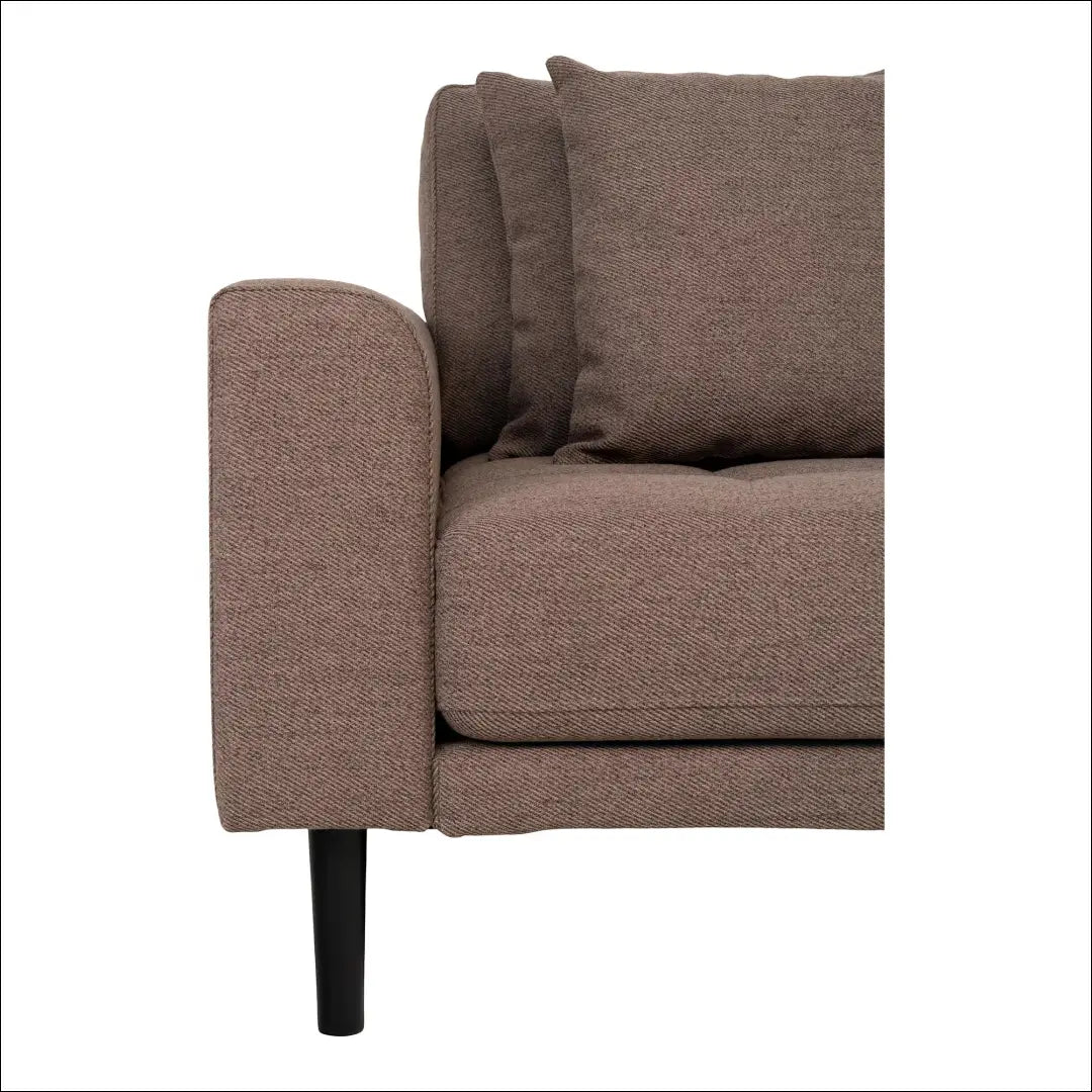 Dešinės pusės ruda sofa su keturiomis pagalvėlėmis ir juodomis medinėmis kojelėmis RD205 - €1,479 Save 15%