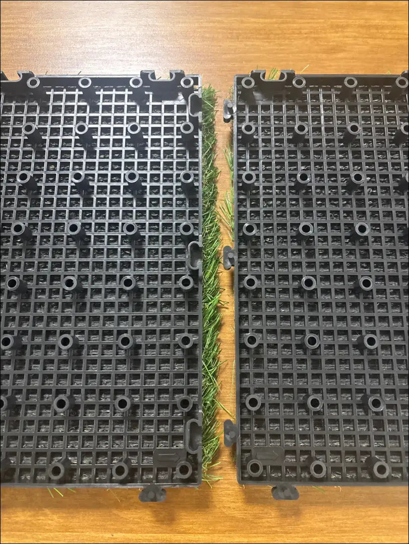 Dirbtinės žolės plytelės (10vnt) LI853 - €28 Save 50% 25-50, __label:Pristatymas 1-2 d.d., color-zalia, kita, lauko