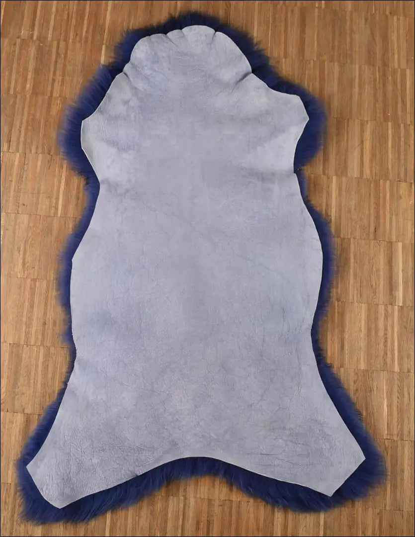 Ėriuko vilnos kilimėlis RU1029 - €44 Save 50% 25-50, __label:Pristatymas 1-2 d.d., color-melyna, kilimai,