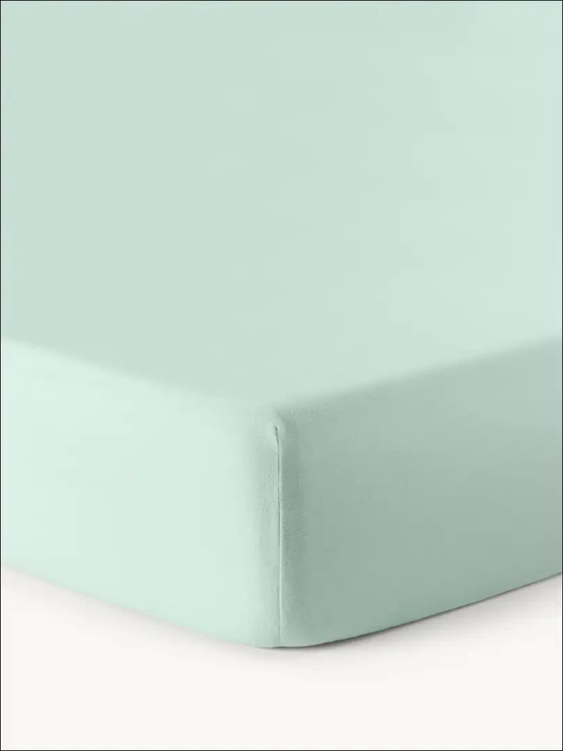 Flanelės paklodė su guma DI11405 - €12 Save 60% __label:Pristatymas 1-2 d.d., color-zalia, material-flanele,