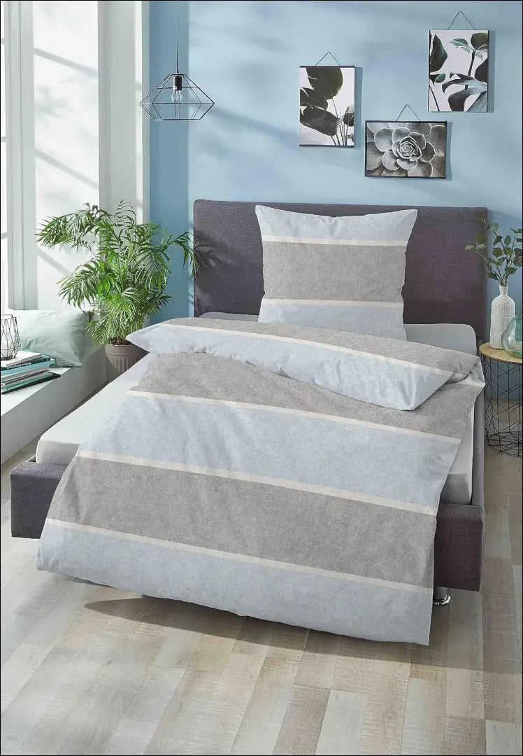 Flanelės patalynės komplektas (2 dalys) DI12032 - €24 Save 50% __label:Pristatymas 1-2 d.d., color-melyna, color-pilka,