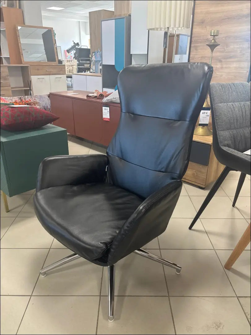 Fotelis MI810 - €53 Save 50% 50-100, __label:Pristatymas 1-2 d.d., color-juoda, foteliai, material-dirbtine-oda €50