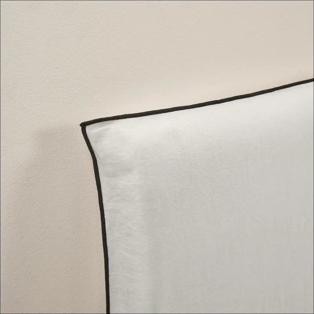Galvūgalio užvalkalas DI11650 - €45 Save 70% 25-50, __label:Pristatymas 1-2 d.d., color-smelio, kita, material-linas