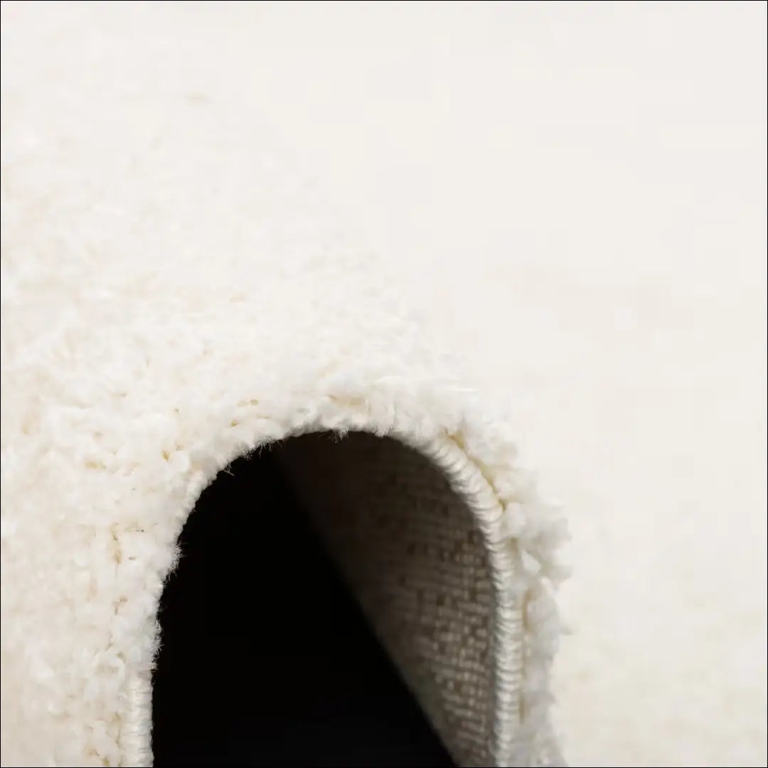 Ilgaplaukis kilimėlis RU1253 - €26 Save 50% 25-50, __label:Pristatymas 1-2 d.d., color-kremas, ilgaplaukiai, kilimai 60