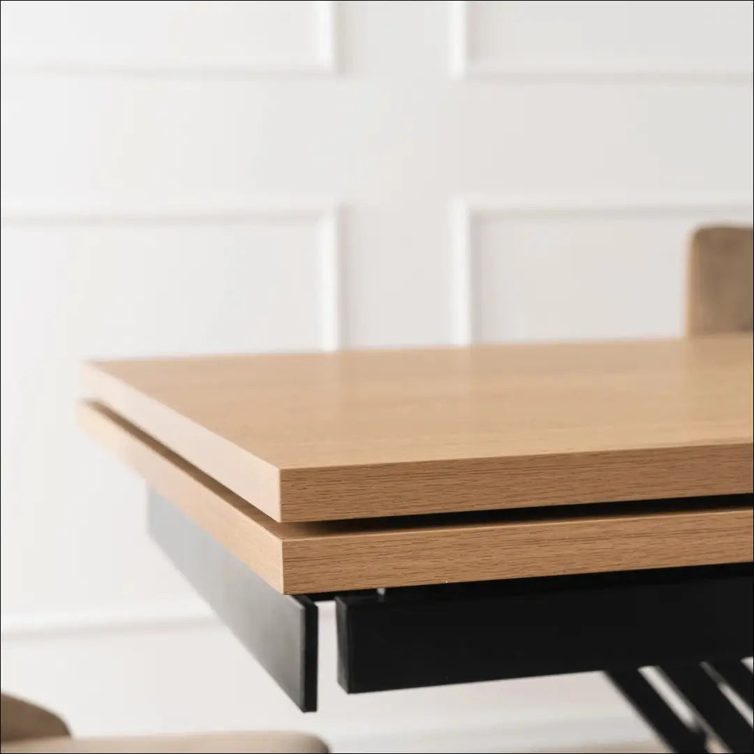 Išskleidžiamas stalas 160–220 cm MDF ąžuolas/juoda TE2462 - €529 Save 15% __label:Pristatymas 5-14 d.d., Newelite