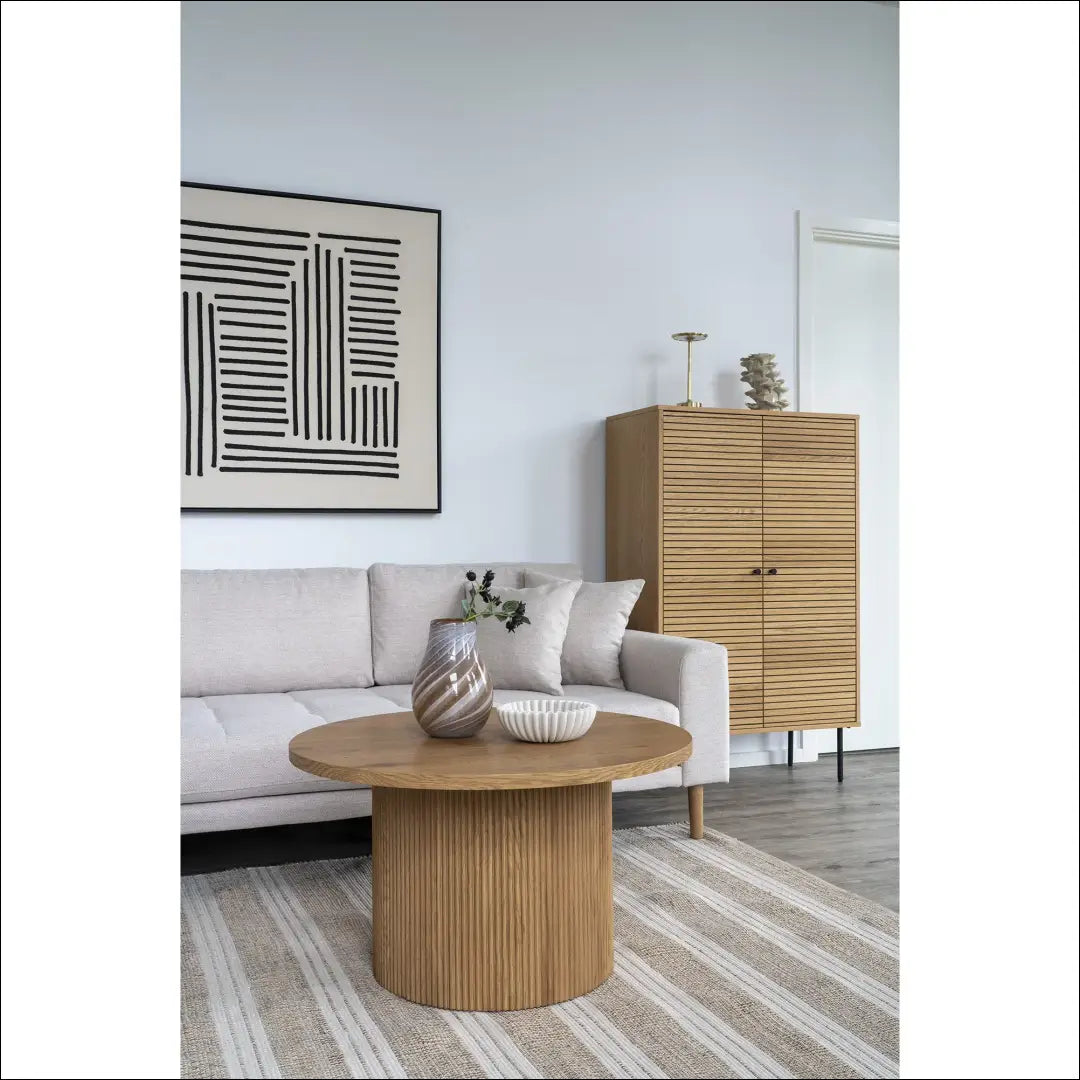 Kairinė poilsio sofa smėlio spalvos su keturiomis pagalvėlėmis ir natūralaus medžio kojelėmis RD204 - €1,479 Save 15%