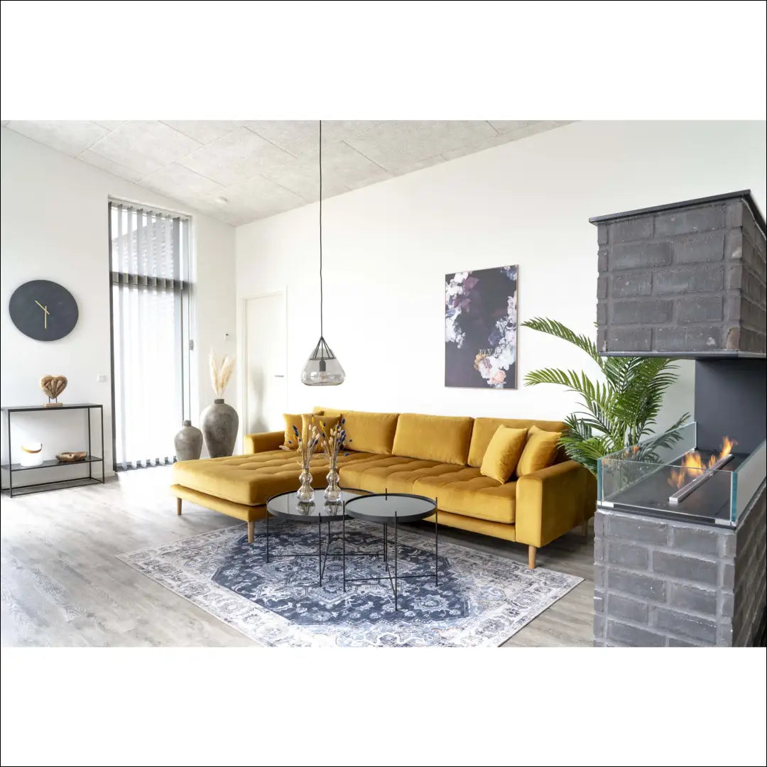 Kairinė sofa su garstyčių geltonumo aksomu keturiomis pagalvėlėmis ir natūralaus medžio kojelėmis RD148 - €1,479 Save