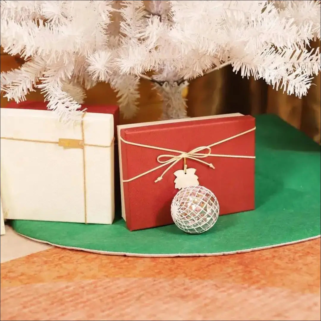 Kalėdinės eglutės kilimėlis/sijonėlis DA375 - €15 Save 50% __label:Pristatymas 1-2 d.d., kaledos, under-25 Iki €25