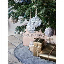 Augšupielādējiet attēlu galerijas skatā Kalėdinių burbulų komplektas (2vnt) DI4771 - €8 Save 60% color-auksine, color-pilka, kaledos, material-plastikas,
