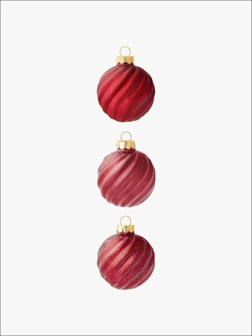 Kalėdinių burbulų komplektas (3vnt) DI4755 - €3 Save 60% __label:Pristatymas 1-2 d.d., color-raudona, kaledos,