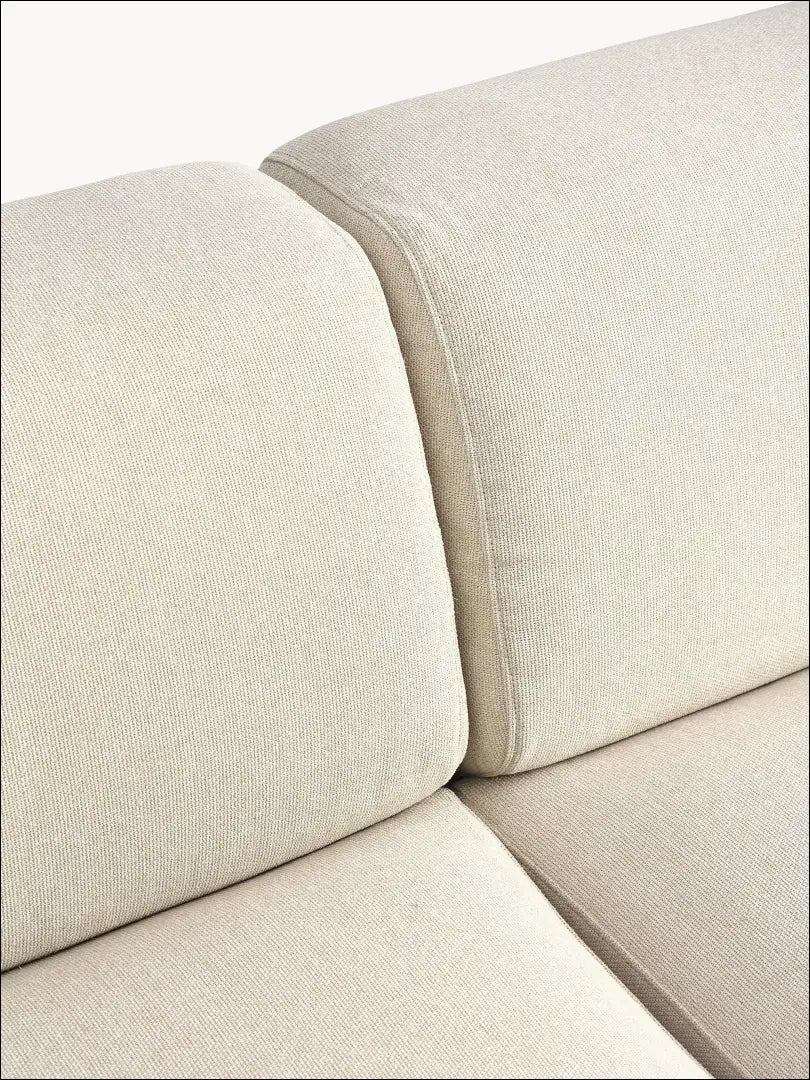 Kampinė sofa MI762 - €1,300 Save 50% __label:Pristatymas 1-2 d.d., color-kremas, kampai, material-gobelenas, minksti