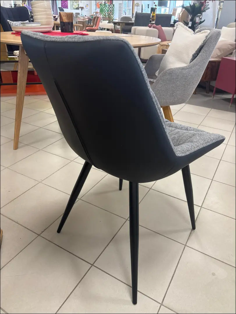 Kėdė VI1039 - €42 Save 50% 25-50, __label:Pristatymas 1-2 d.d., color-juoda, color-pilka, kedes-valgomojo €25 to €50