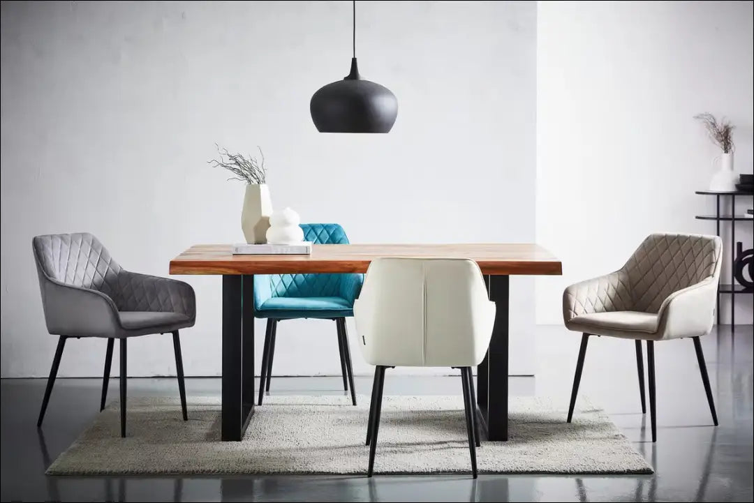 Kėdė VI1618 - €60 Save 50% 50-100, __label:Pristatymas 1-2 d.d., color-smelio, kedes-valgomojo, material-aksomas