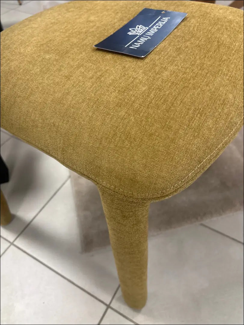 Kėdė VI1631 - €86 Save 30% 50-100, __label:Pristatymas 1-2 d.d., color-geltona, kedes-valgomojo, material-gobelenas