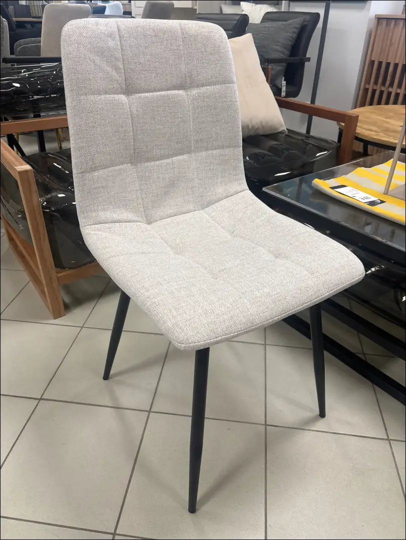 Kėdė VI1675 - €32 Save 50% 25-50, __label:Pristatymas 1-2 d.d., color-kremas, kedes-valgomojo, material-gobelenas