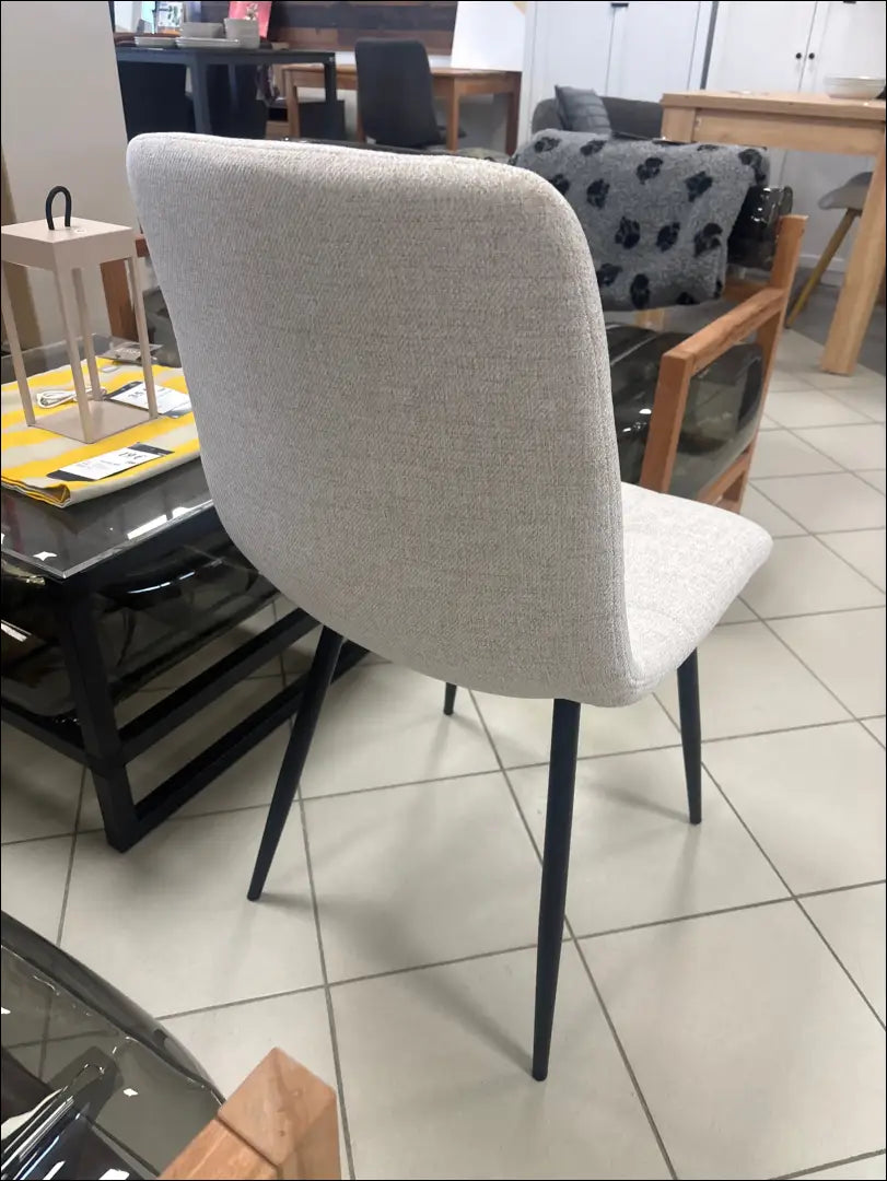 Kėdė VI1675 - €32 Save 50% 25-50, __label:Pristatymas 1-2 d.d., color-kremas, kedes-valgomojo, material-gobelenas