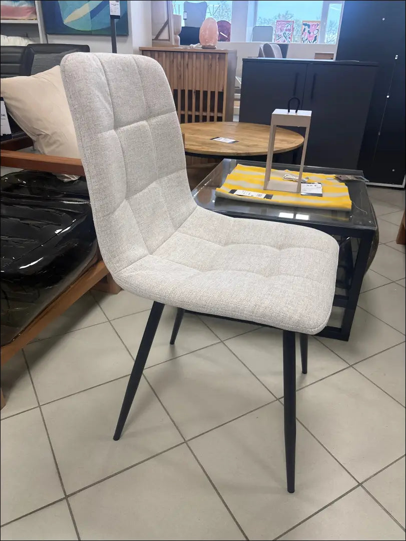 Kėdė VI1675 - €32 Save 50% 25-50, __label:Pristatymas 1-2 d.d., color-kremas, kedes-valgomojo, material-gobelenas