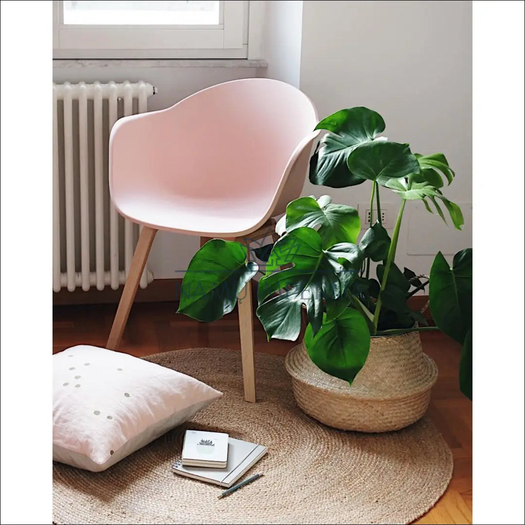 Kėdė VI282 - €41 Save 75% 25-50, color-rozine, kedes-valgomojo, material-medzio-masyvas, material-plastikas Kėdės