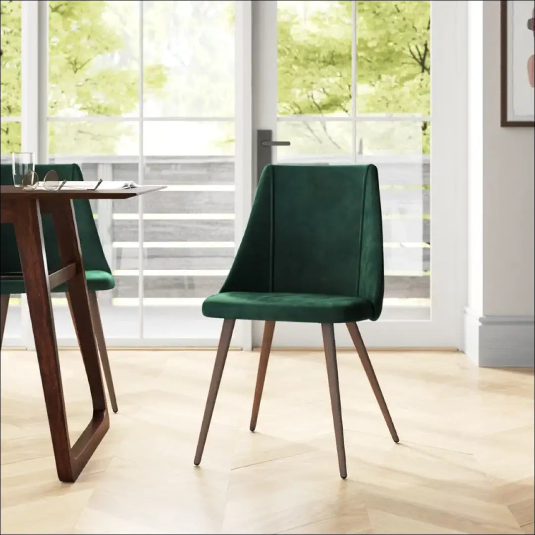 Kėdė VI636 - €43 Save 65% 25-50, __label:Pristatymas 1-2 d.d., color-zalia, kedes-valgomojo, material-aksomas €25