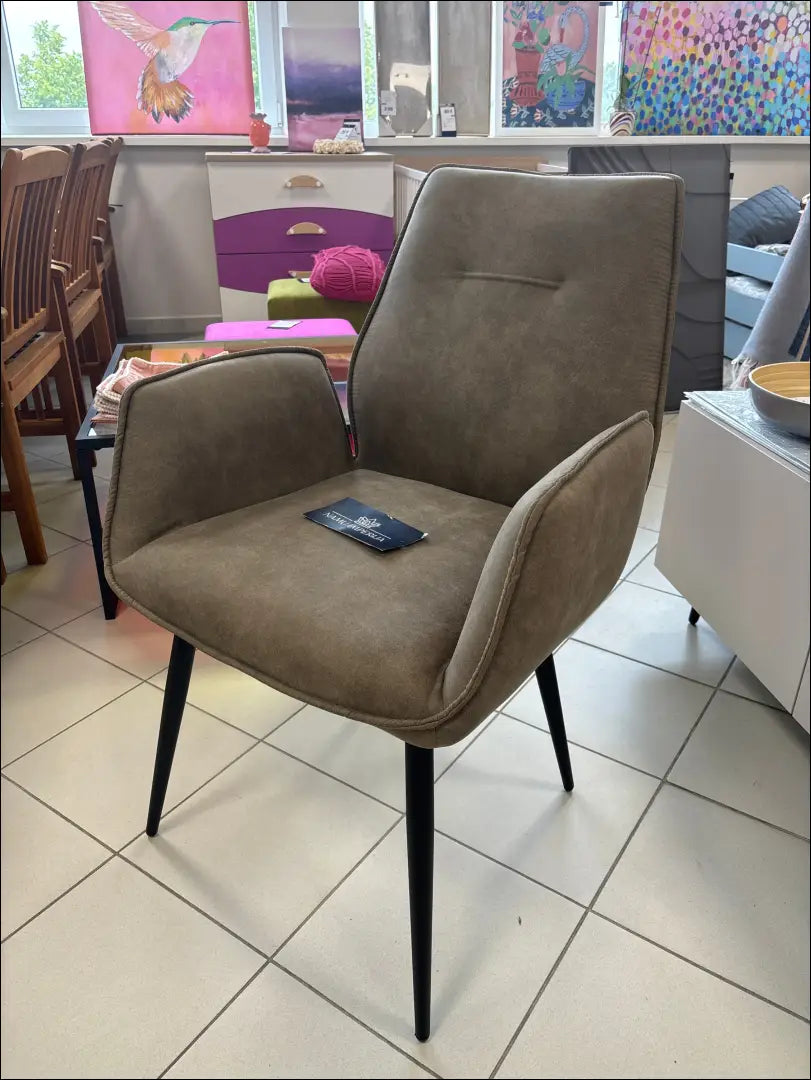 Kėdė VI982 - €130 Save 55% 100-200, __label:Pristatymas 1-2 d.d., color-ruda, kedes-valgomojo, material-dirbtine-oda