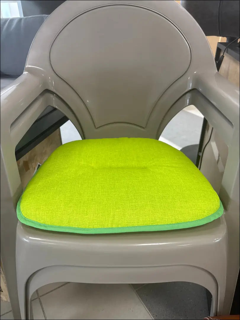 Kėdės pagalvėlė DI9553 - €14 Save 50% __label:Pristatymas 1-2 d.d., color-zalia, kedes-pagalvele, kedes-pagalveles,