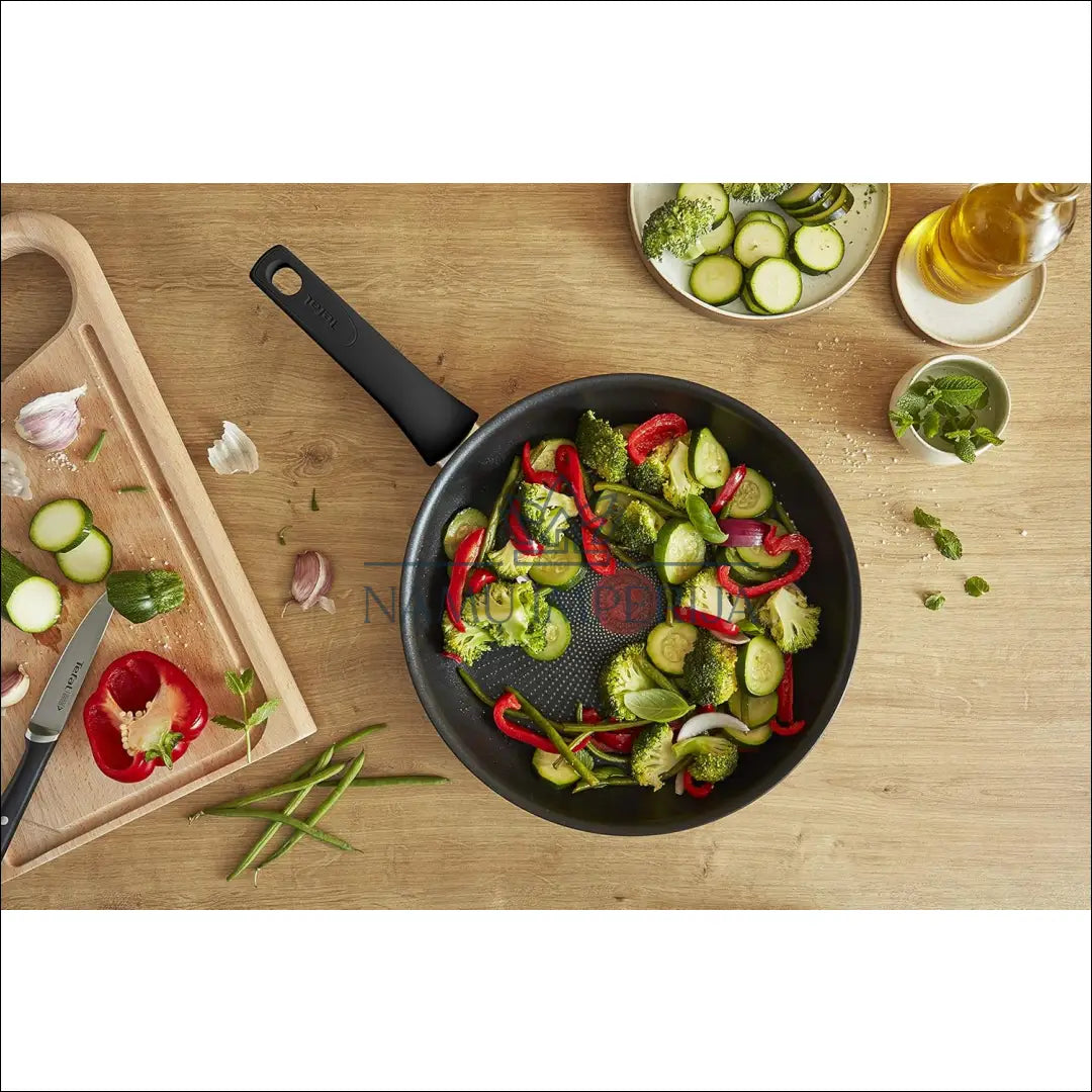 Keptuvė (24cm) “Tefal” DI9245 - €24 Save 50% __label:Pristatymas 1-2 d.d., color-auksine, interjeras, material-metalas,