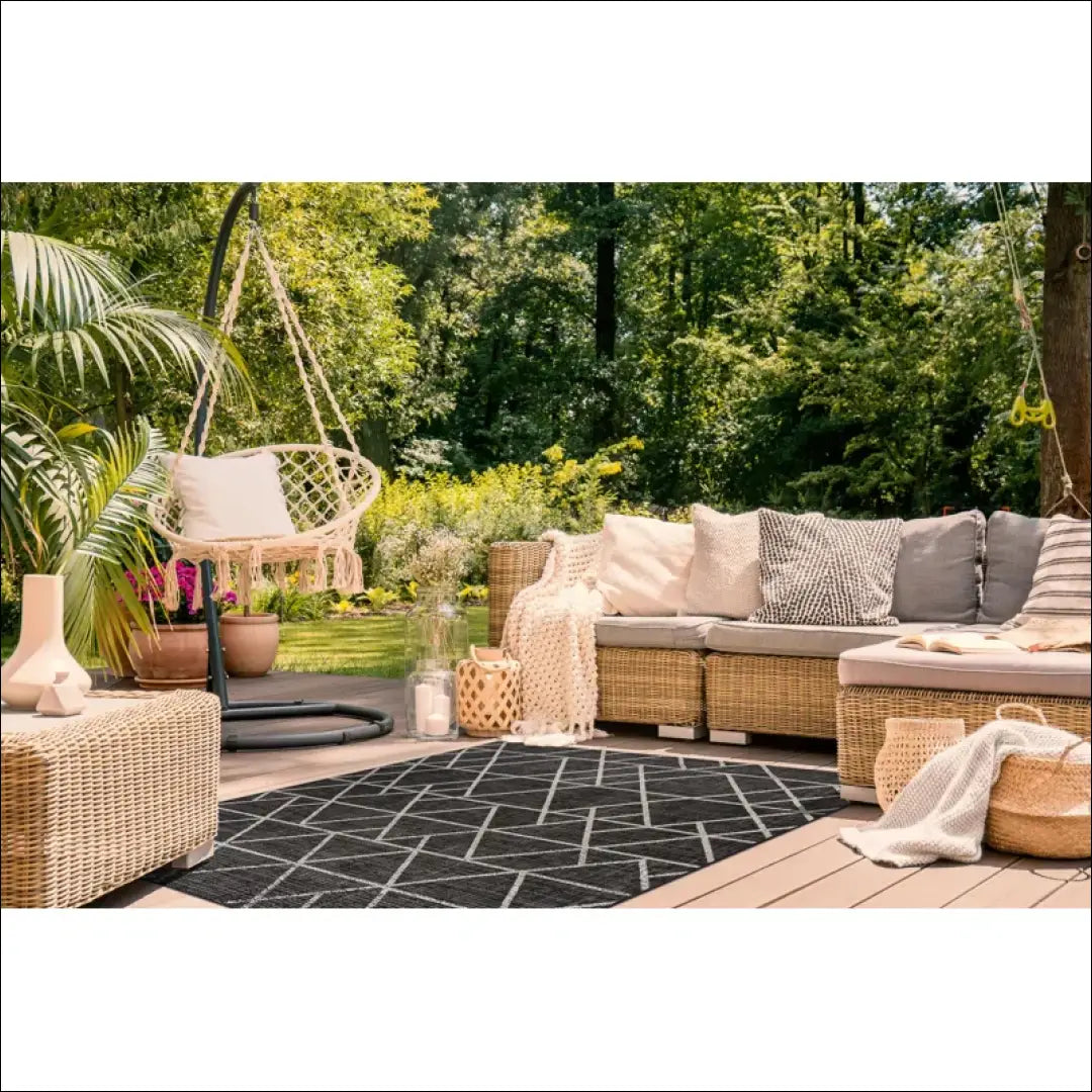 Kilimas RU1064 - €62 Save 50% 50-100, __label:Pristatymas 1-2 d.d., color-juoda, kilimai, lauko 120 cm x 170 / Juoda