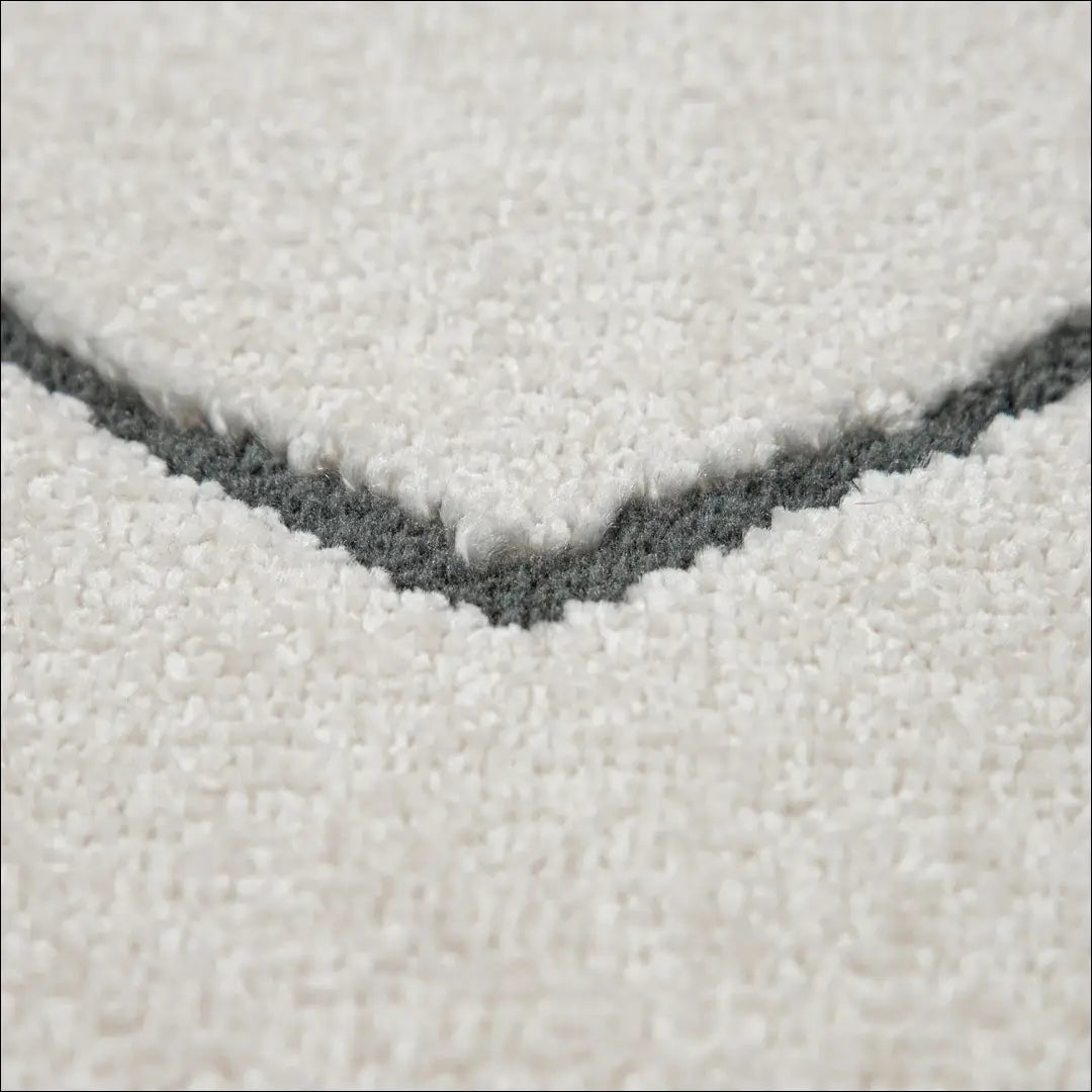 Kilimas RU1151 - €45 Save 50% 25-50, __label:Pristatymas 1-2 d.d., apvalus, color-balta, Dydis-160-cm-skersmuo 160 cm