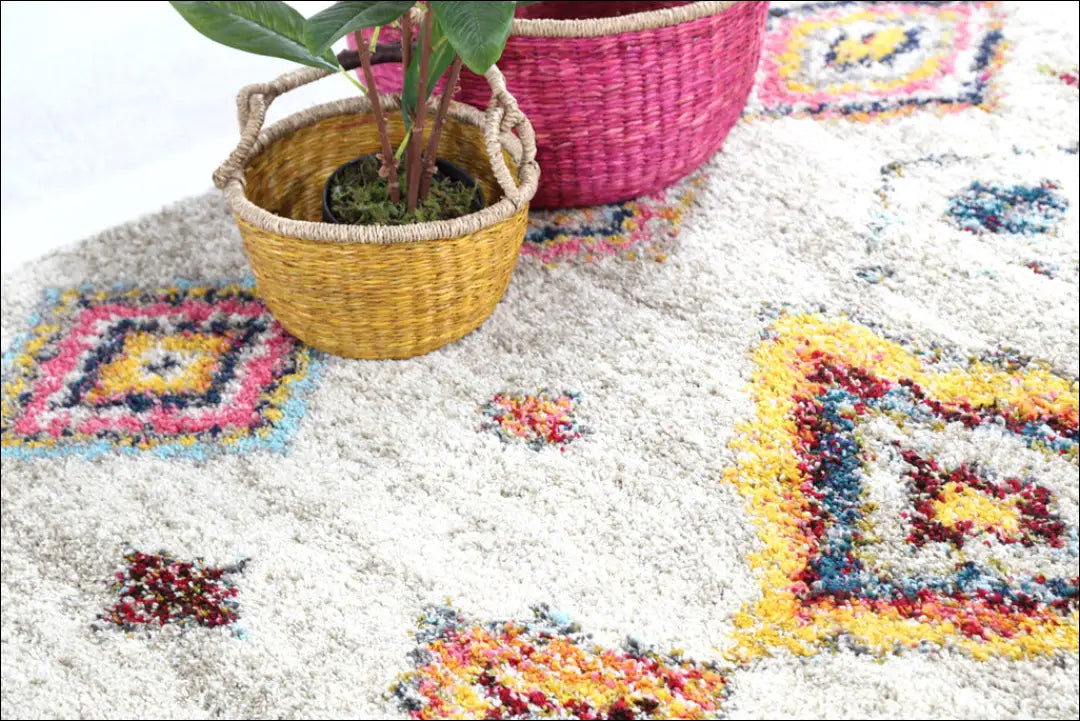 Kilimėlis RU1628 - €24 Save 50% __label:Pristatymas 1-2 d.d., color-kremas, color-marga, color-margas, Dydis-70x140cm