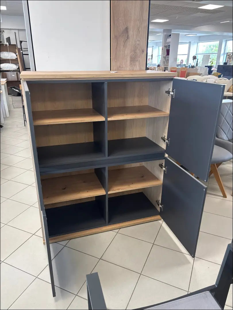 Komoda SI2220 - €110 Save 60% 100-200, __label:Pristatymas 1-2 d.d., color-pilka, color-ruda, material-mediena €100