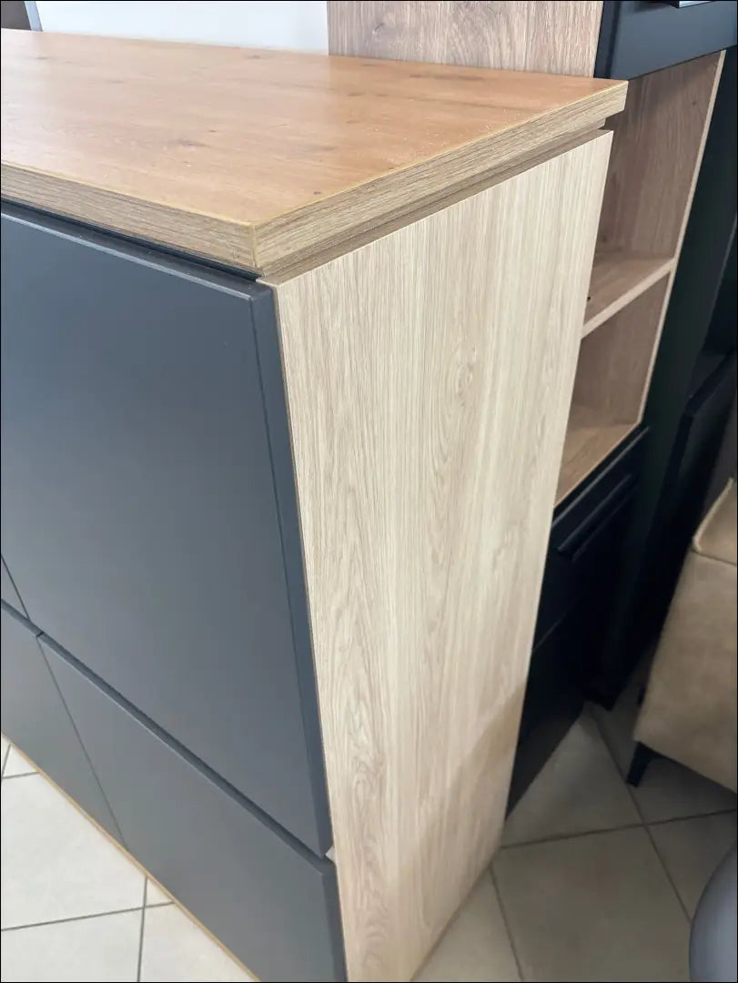 Komoda SI2220 - €110 Save 60% 100-200, __label:Pristatymas 1-2 d.d., color-pilka, color-ruda, material-mediena €100