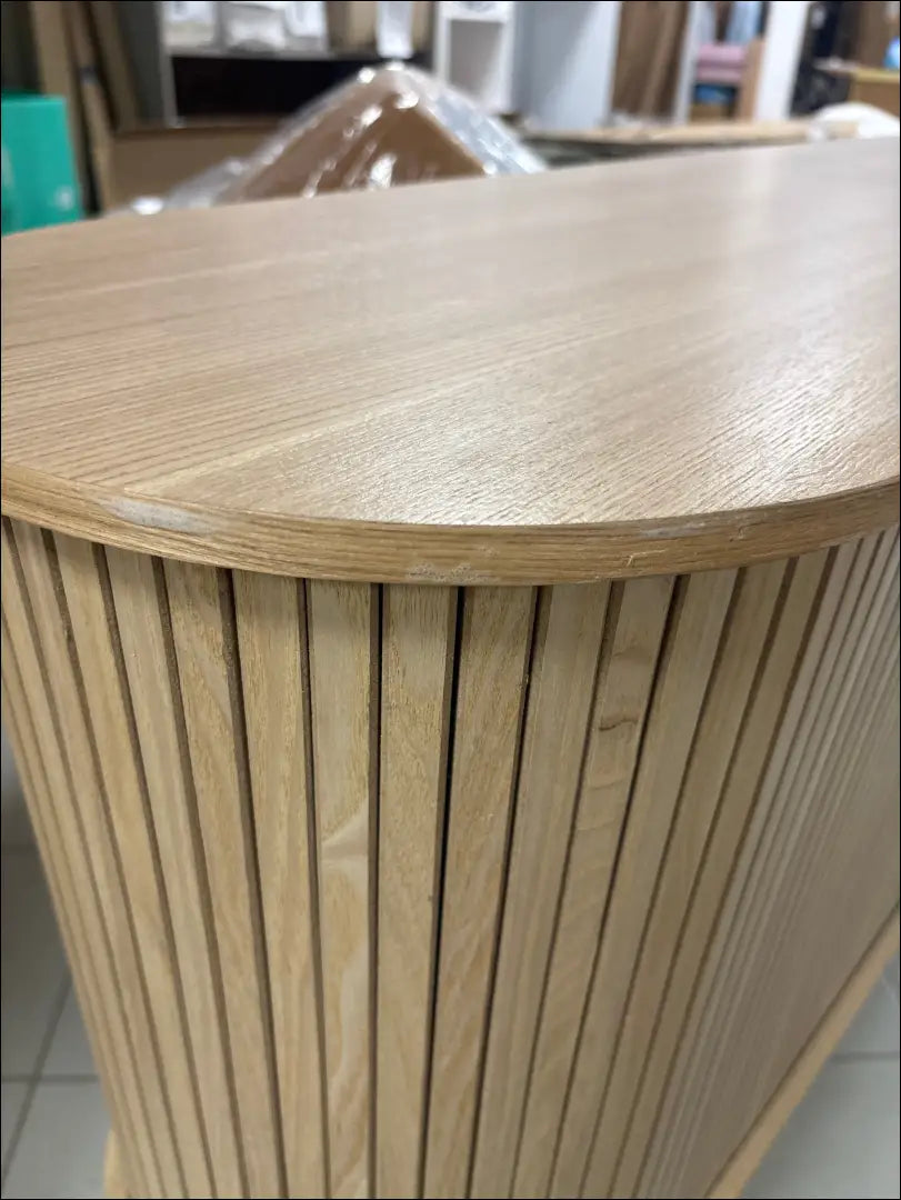 Komoda SI2436 - €75 Save 70% 50-100, __label:Pristatymas 1-2 d.d., color-ruda, material-mediena, pazeistas Grožio