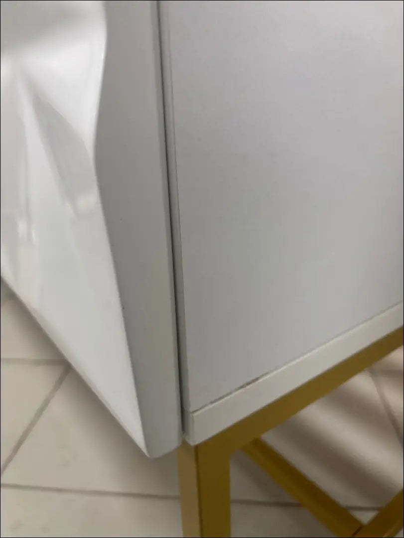 Komoda SI2493 - €110 Save 65% 100-200, __label:Pristatymas 1-2 d.d., color-auksine, color-balta, material-mdf €100