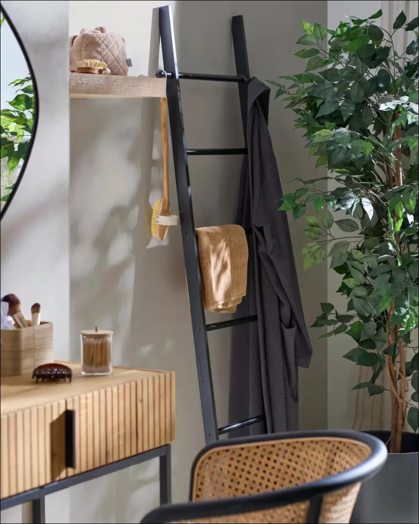 Konsolė SI2208 - €190 Save 50% 100-200, __label:Pristatymas 1-2 d.d., color-juoda, color-ruda, grozio-staliukas €100