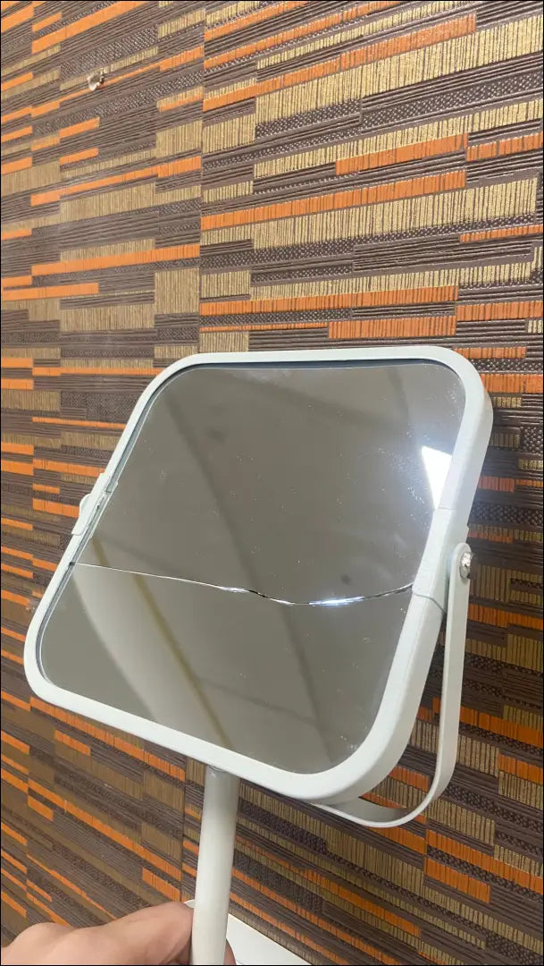 Kosmetinis veidrodėlis DI6033 - €8 Save 90% __label:Pristatymas 1-2 d.d., color-balta, material-metalas,