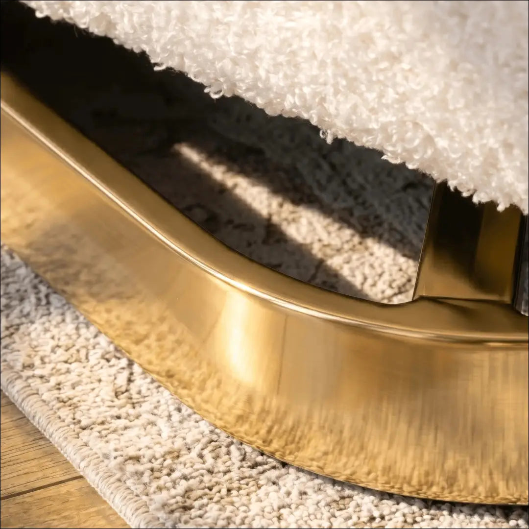 Kreminės spalvos „Boucle“ pasukama poilsio kėdė TE2468 - €207 Save 15% __label:Pristatymas 5-14 d.d., Newelite Naujausi