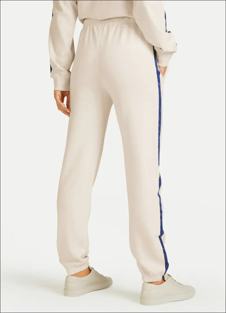 Laisvalaikio kelnės ’Juvia’ DI7642 - €49 Save 65% 25-50, __label:Pristatymas 1-2 d.d., color-kremas, color-melyna,