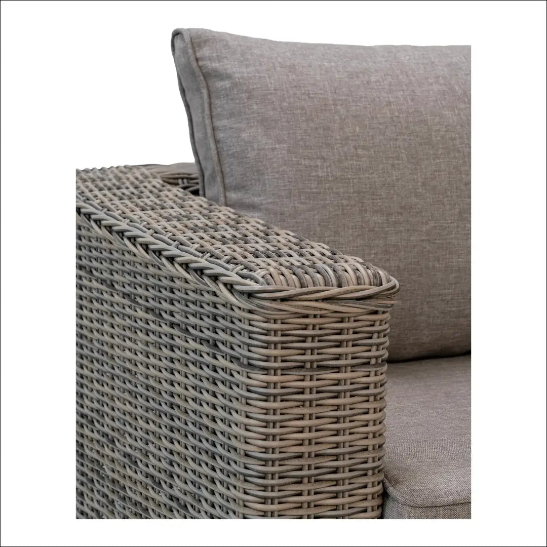 Lauko baldų komplektas poliratanas pilka su pagalvėlėmis RD1118 - €2,437 Save 15% __label:Pristatymas 5-14 d.d., Kubu
