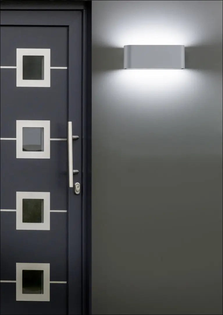 Lauko sieninis šviestuvas DA0270 - €40 Save 50% 25-50, __label:Pristatymas 1-2 d.d., lauko-kita €25 to €50 Wall Light