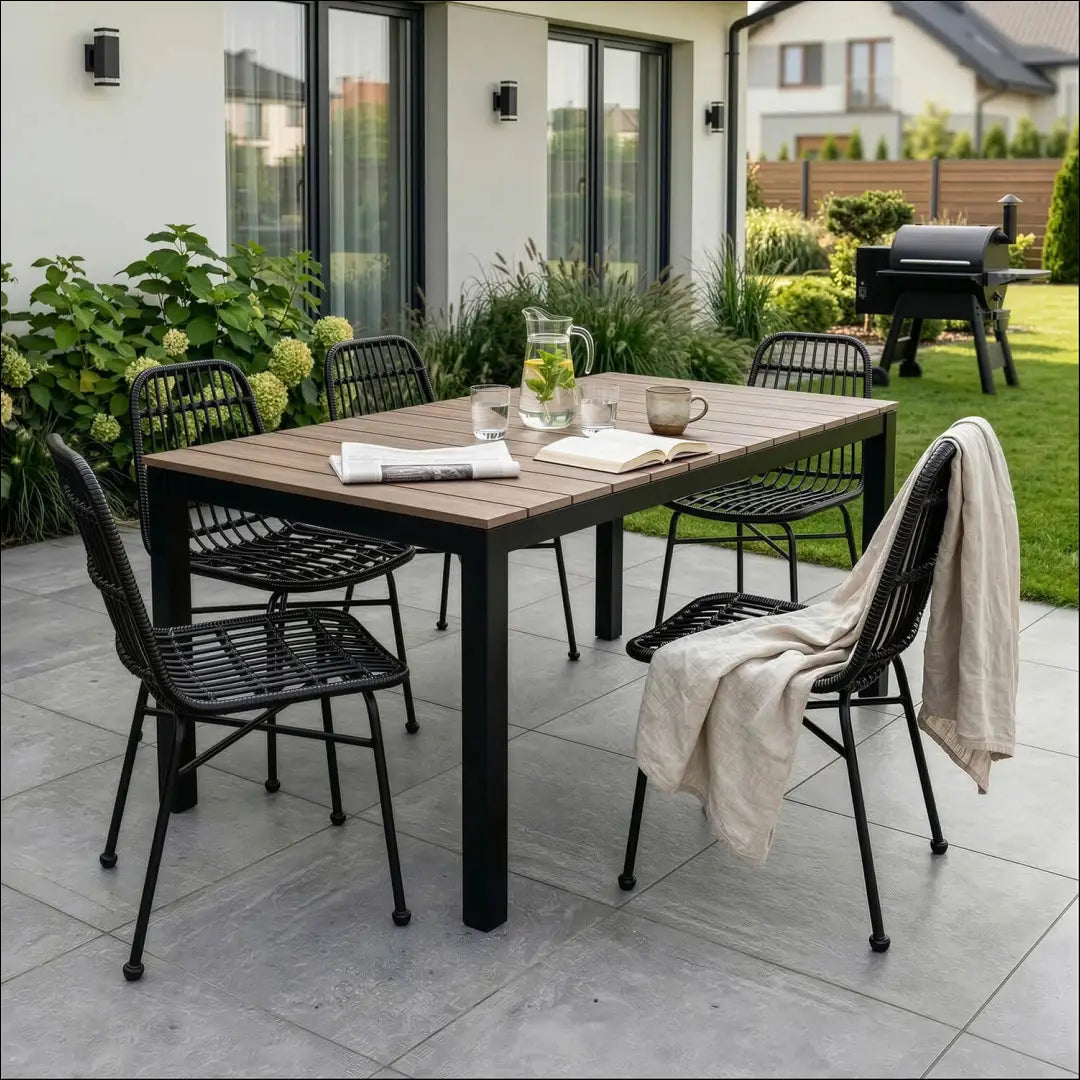 Lauko stalas iš kompozito juodos spalvos / riešuto 160-210 cm TE1171 - €358 Save 15% __label:Pristatymas 5-14 d.d.,